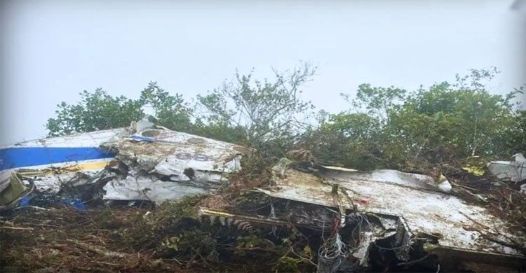 কলম্বিয়া সীমান্তে আছড়ে পড়ল বিমান, ক্রুসহ নিহত ১৫